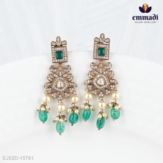 Avasa Victorian Green Hangings