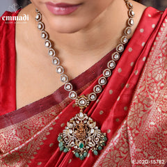 Chaha Victorian Green Necklace