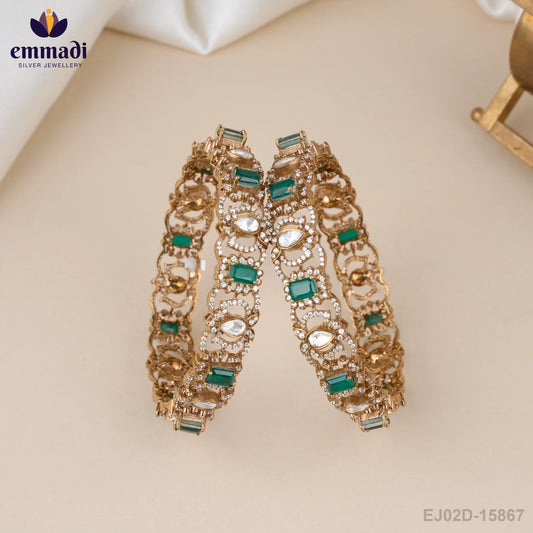 Divya Victorian Green Bangles