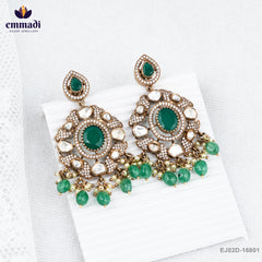 Saiesta Elegant Victorian Green Silver Hangings