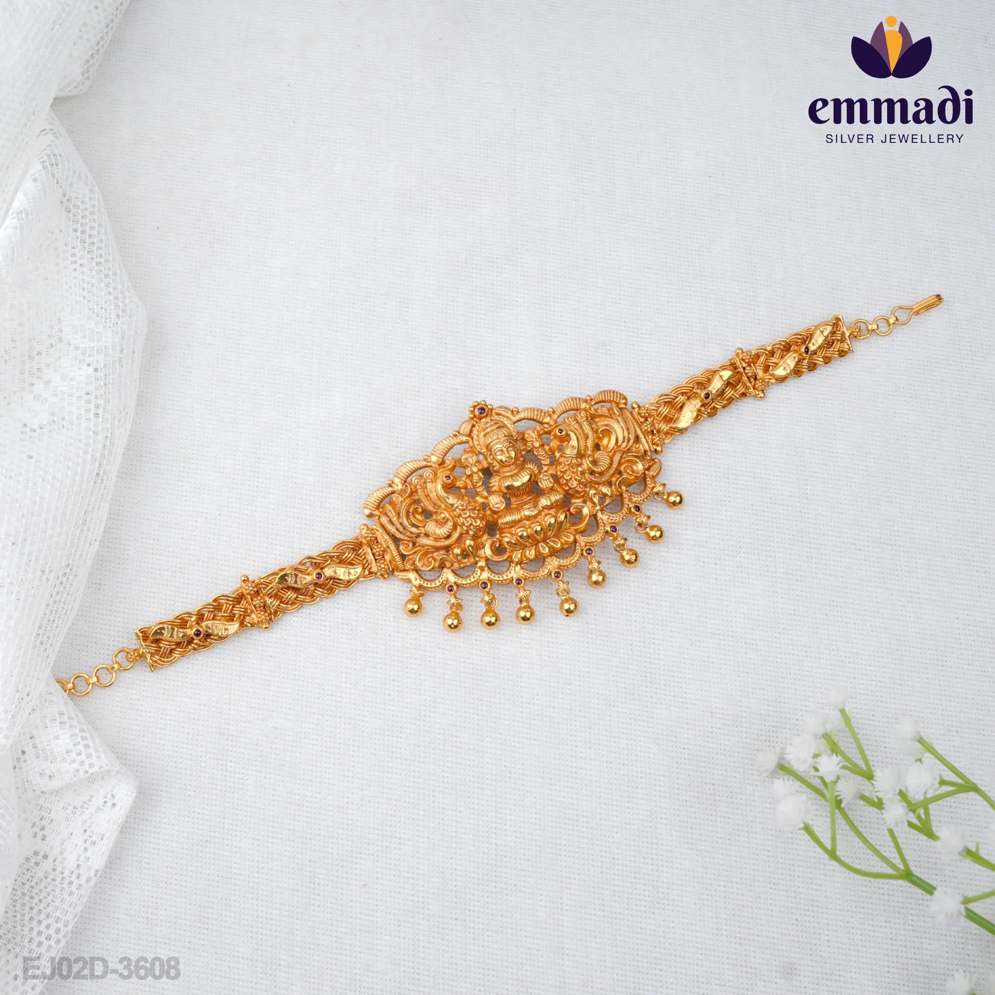 Design of bajuband in gold clearance