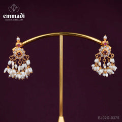 Svara Guttapusalu Multi Hangings