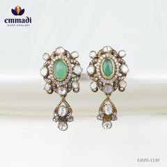 Chadna Victorian Green Hangings