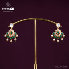 Devala Moissanite Green Hangings