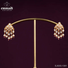 Dhanya Moissanite White Studs