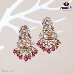 Ketita Victorian White Necklace