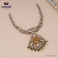 Kilala Victorian White Necklace