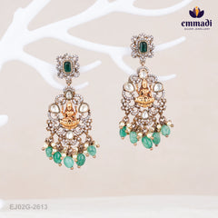 Nayana Victorian Green Necklace