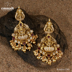 Payoda Ultra Light Red Hangings