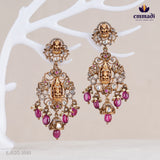 Saaraa and Saavya Victorian Pendant and Hanging Decor