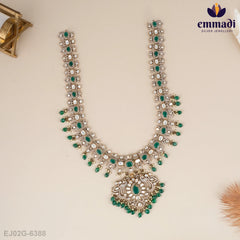 Kanisha Victorian Green Long Necklace