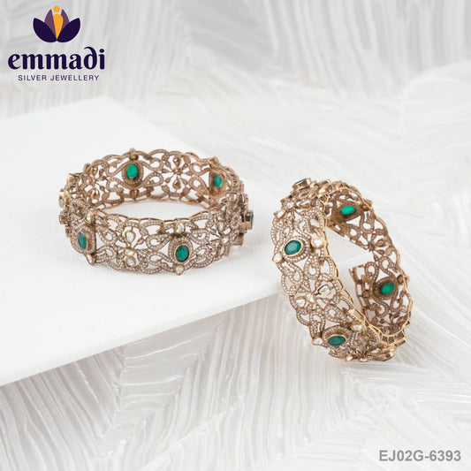 Kanjara Victorian Green Bangles