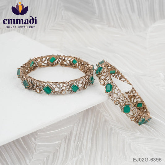 Kankana Victorian Green Bangles