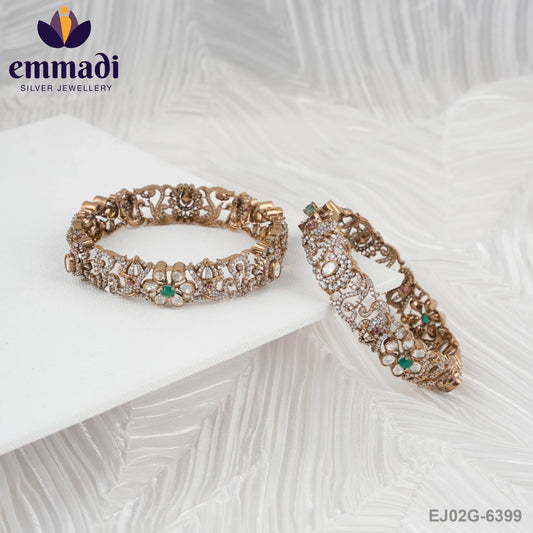 Karmala Victorian Green Bangles