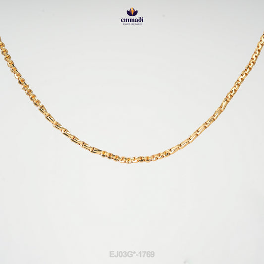 Asha's Elegant Gold Chain Collection