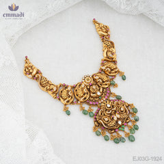 Divitha Elegant Nakshi Necklace in Gold