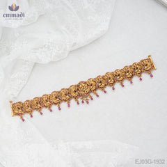 Sashi Exquisite Vaddanam Nakshi Gold Jewellery