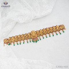 Shanvi Vaddanam Nakshi: Elegant Gold Jewellery