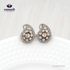Utathya Victorian White Studs