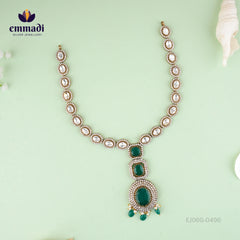Vatsara Victorian Green Necklace