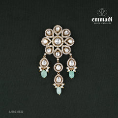 Biruntha Victorian White Pendant