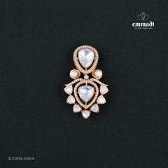 Dakshata Victorian White Pendant