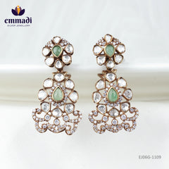 Dhumor?a Victorian Green Hangings