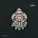 Gaura?ga Victorian White Pendant