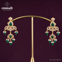 Sa?satha Cz Green Hangings