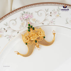 Aryabha??a Puligoru Green Pendant