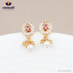Hrishabh Stone Red Studs