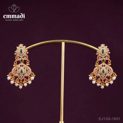 Aushi Stone Green Hangings