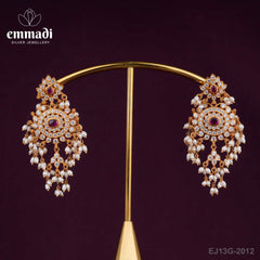 Kavni Guttapusalu Pink Hangings