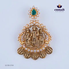 Manti Ramparivar Green Pendant