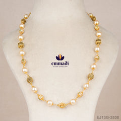 Sadhi Pearls Green Chain
