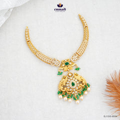 IRSHNA Exquisite Green Stone Necklace