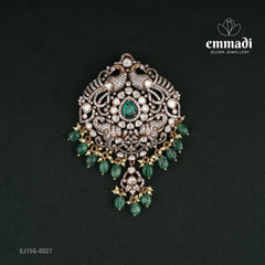 Kumari Victorian Green Pendant