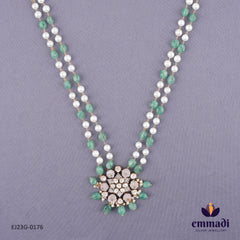 Suneeti Victorian White Chain