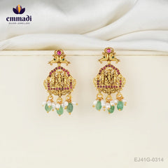 Narayani Ramparivar Multi Hangings