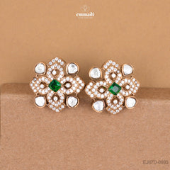 Gulnaj Elegant Victorian Green Studs