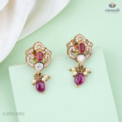 Ruchi Victorian Red Pendant Jewelry