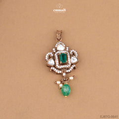 Bitoo Victorian Green Pendant Elegance
