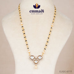 Prabhleen Nallapusalu White Chain