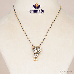 Rasdeep Nallapusalu White Chain