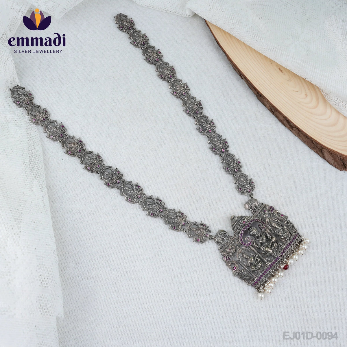 Ambuja Sanskrit: Long Necklace Oxidised Red