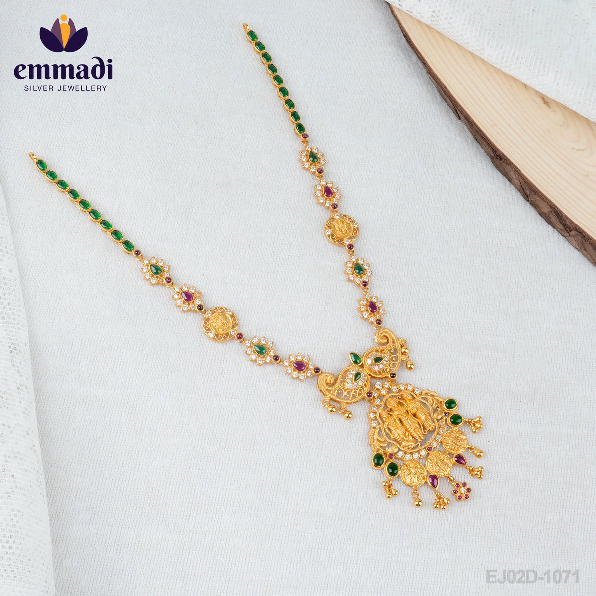 Armita Gauri Handcrafted Necklace: Exquisite Indian jewelry piece crafted with 92.5 silver, pure gold plating, and cubic zirconia stones, designed by Emmadi Jewellers.