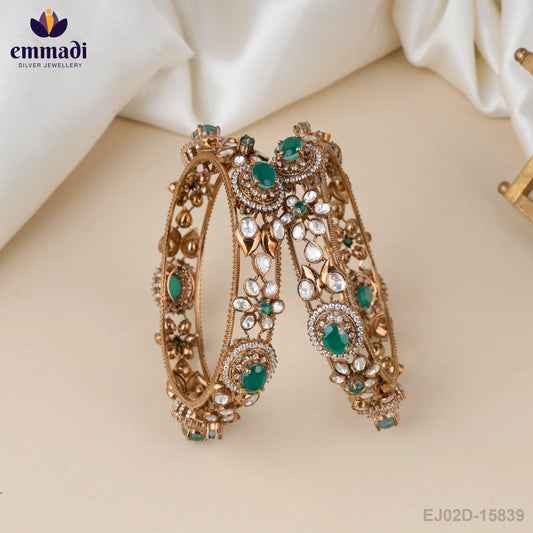 Dhara Victorian Green Bangles