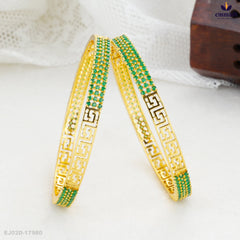 DEBOLINA Premium Antique Green Bangles