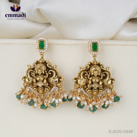 Avipsa Premium Antique Green Hangings