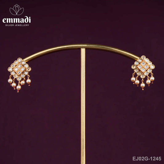 Davana Moissanite White Studs